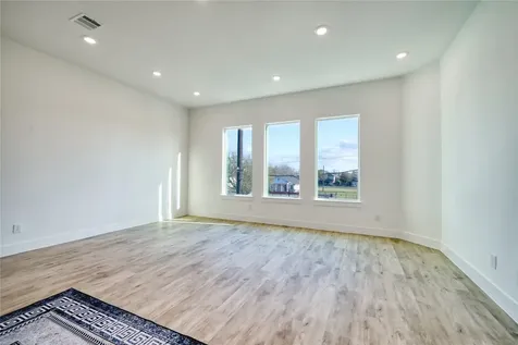 5324 Rue Street Houston TX 77033