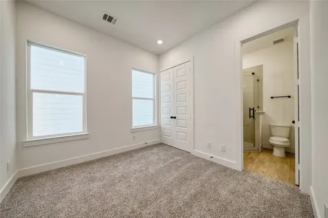 5324 Rue Street Houston TX 77033
