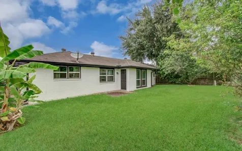 1327 Fallbrook Drive Houston TX 77038