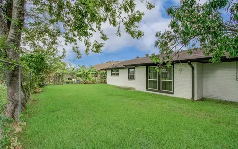 1327 Fallbrook Drive Houston TX 77038
