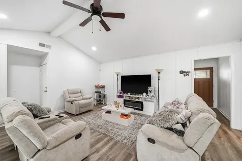 11630 Sandstone Street Houston TX 77072