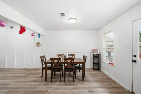 11630 Sandstone Street Houston TX 77072