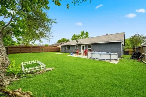 11630 Sandstone Street Houston TX 77072