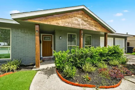 11630 Sandstone Street Houston TX 77072