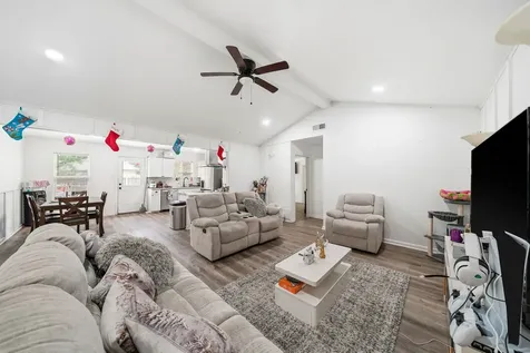 11630 Sandstone Street Houston TX 77072