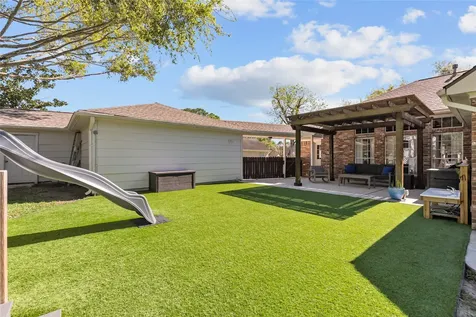 1009 Sable Drive Friendswood TX 77546