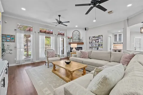 1009 Sable Drive Friendswood TX 77546