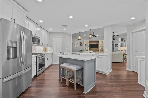 1009 Sable Drive Friendswood TX 77546