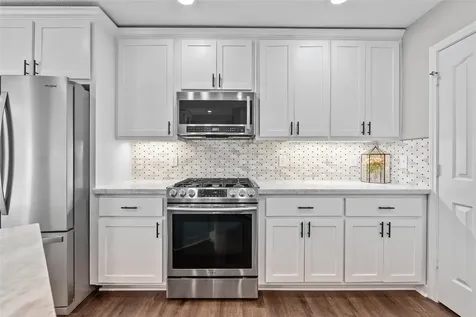 1009 Sable Drive Friendswood TX 77546
