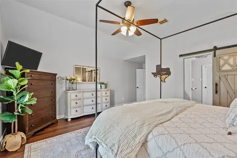 1009 Sable Drive Friendswood TX 77546