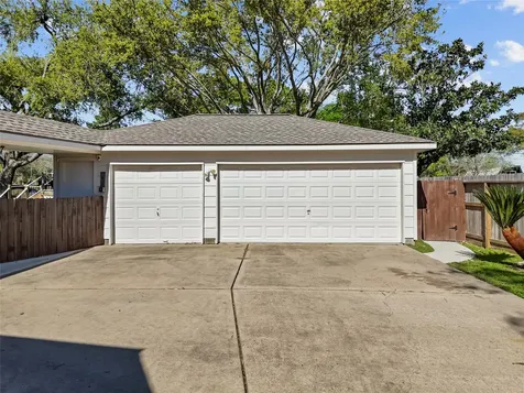 1009 Sable Drive Friendswood TX 77546
