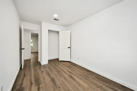 33 Kittiwake Court The Woodlands TX 77380