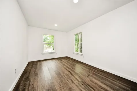 33 Kittiwake Court The Woodlands TX 77380
