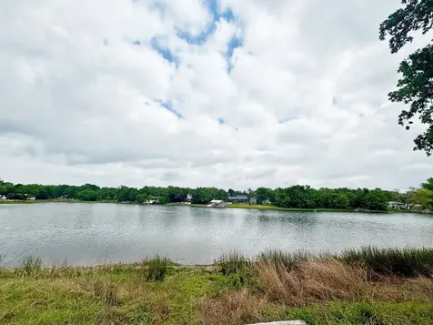 106 Caddo Smithville TX 78957