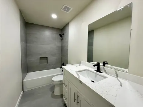 9434 Fairland Drive Houston TX 77051
