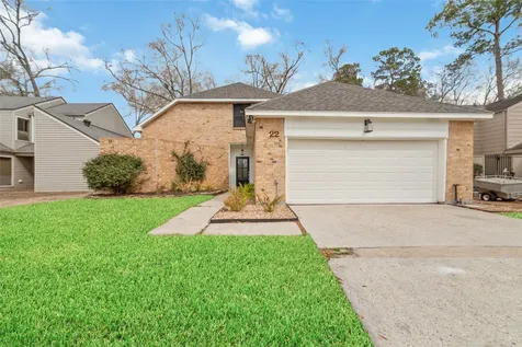 1746 Cloister Drive 22 Crosby TX 77532