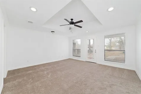 1746 Cloister Drive 22 Crosby TX 77532
