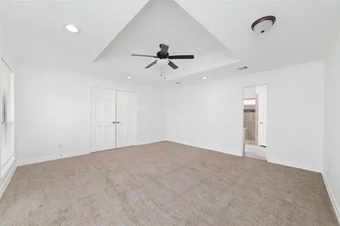 1746 Cloister Drive 22 Crosby TX 77532