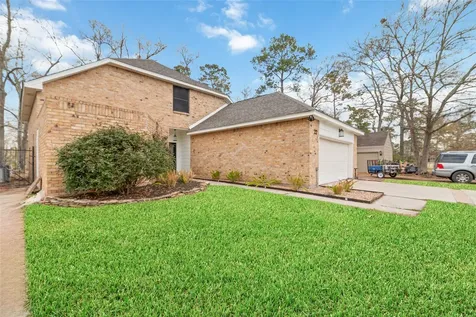1746 Cloister Drive 22 Crosby TX 77532