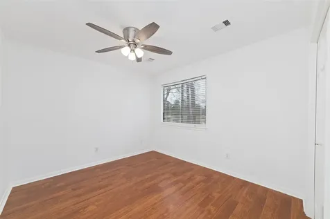 1746 Cloister Drive 22 Crosby TX 77532