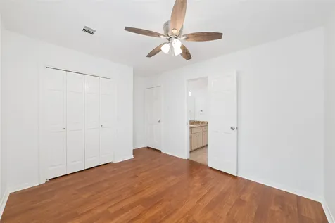 1746 Cloister Drive 22 Crosby TX 77532