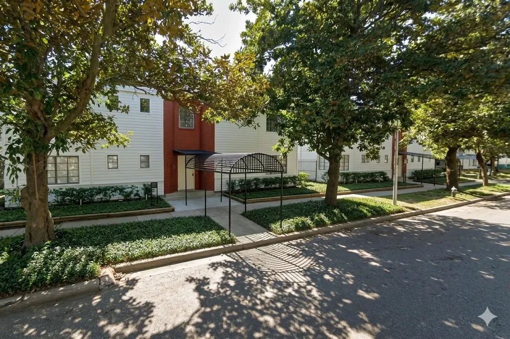 5611 Jackson Street 11 Houston TX 77004