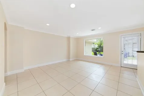 5643 Cheena Drive Houston TX 77096