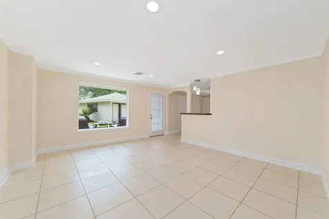 5643 Cheena Drive Houston TX 77096