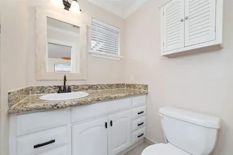 5643 Cheena Drive Houston TX 77096