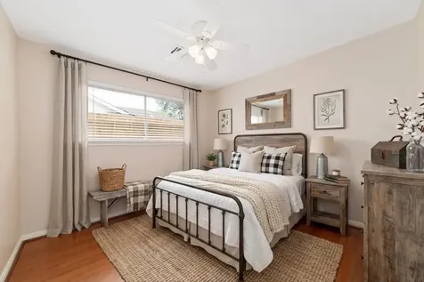 5643 Cheena Drive Houston TX 77096