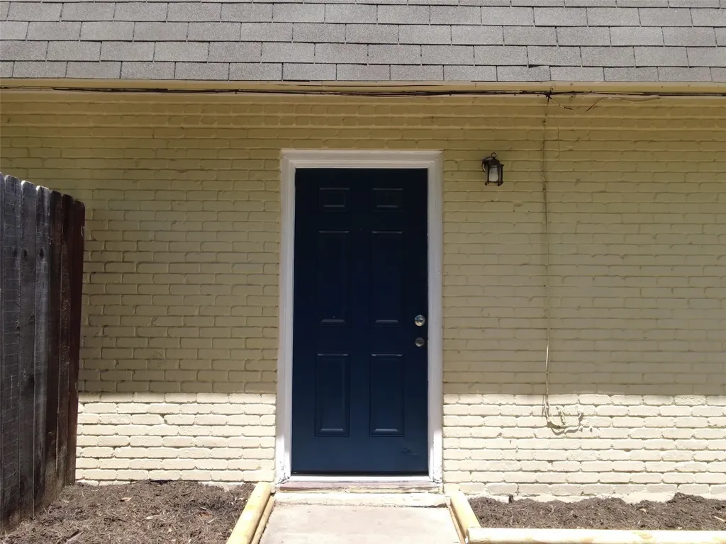 5002 Blue Spruce Circle A Austin TX 78723