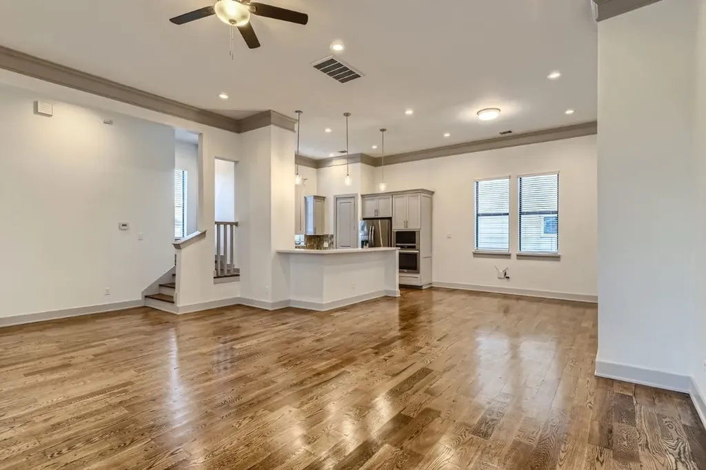 2208 Arabelle Street Houston TX 77007