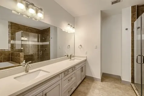 2208 Arabelle Street Houston TX 77007