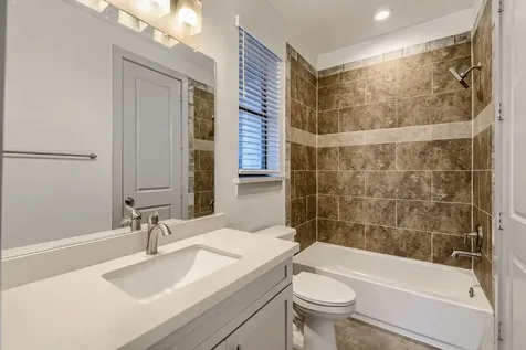 2208 Arabelle Street Houston TX 77007