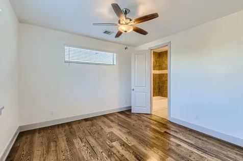 2208 Arabelle Street Houston TX 77007