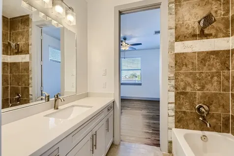 2208 Arabelle Street Houston TX 77007