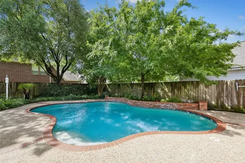 5918 Center Court Drive Spring TX 77379