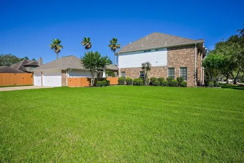 903 High Ridge Drive Friendswood TX 77546