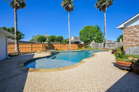 903 High Ridge Drive Friendswood TX 77546