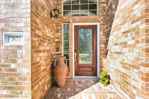903 High Ridge Drive Friendswood TX 77546