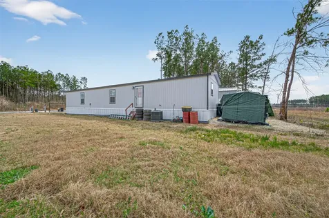 617 Road 5896 Cleveland TX 77327