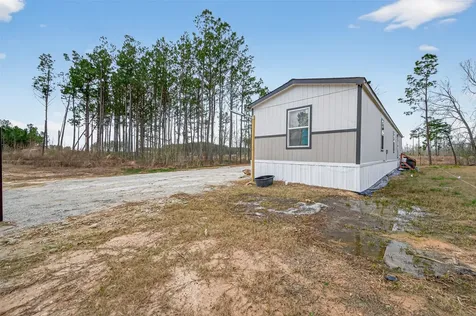 617 Road 5896 Cleveland TX 77327