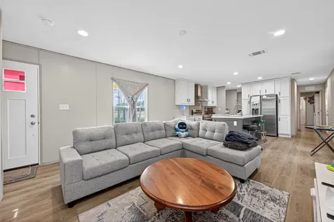 617 Road 5896 Cleveland TX 77327