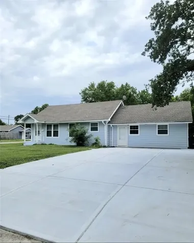 701 18th Avenue N Texas City TX 77590