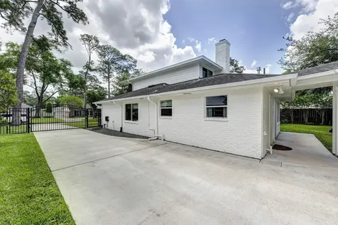 619 Patchester Drive Houston TX 77079