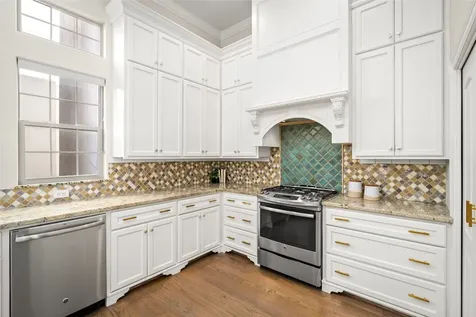 5634 Kiam Street C Houston TX 77007
