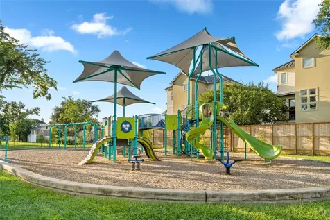 5634 Kiam Street C Houston TX 77007