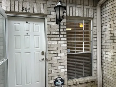 3800 Tanglewilde Street 504 Houston TX 77063