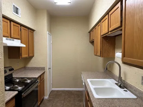 3800 Tanglewilde Street 504 Houston TX 77063