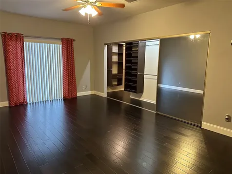 3800 Tanglewilde Street 504 Houston TX 77063